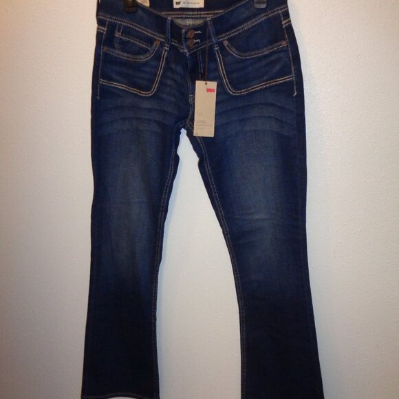 Levi's 524 Skinny Bootcut Junior's Jeans Size 11 M NWT - Picture 6 of 12